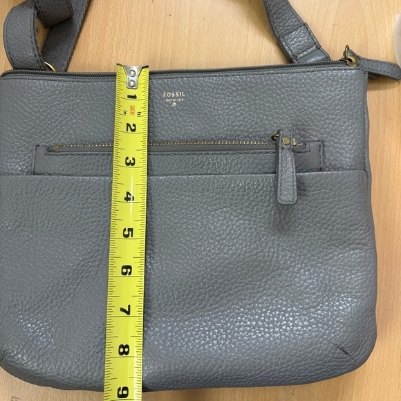 fossil Womens crossbody pebble leather bag - Picture 12 of 14